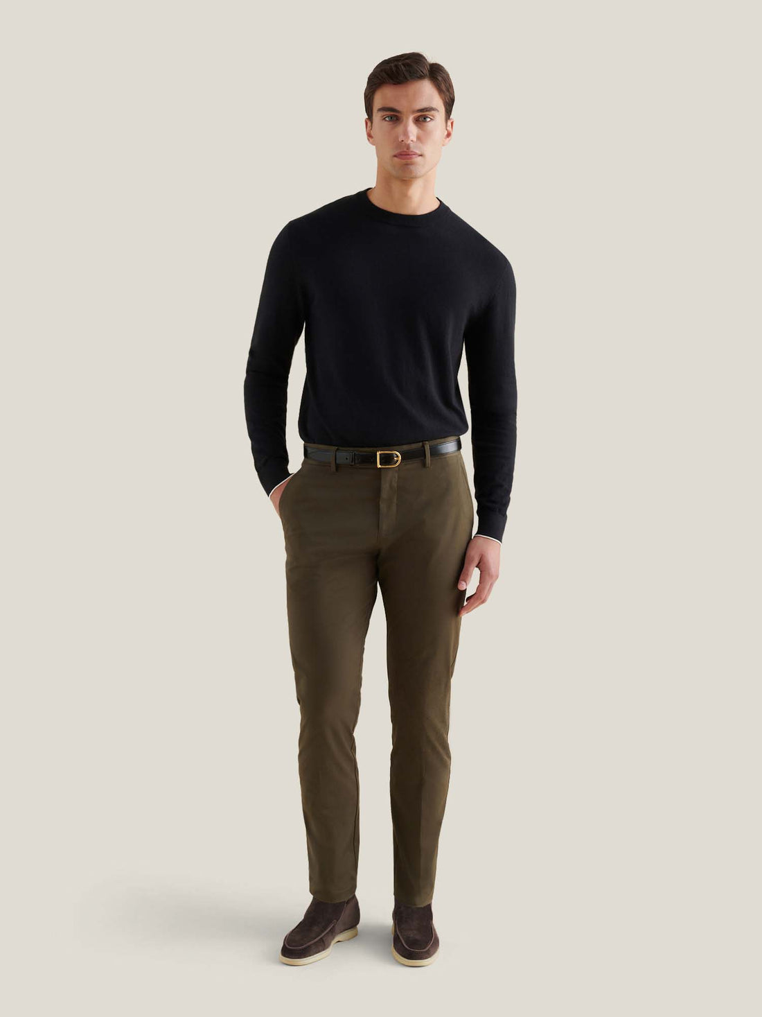 Stretch cotton trouser in sea turtle color with pressed front crease and angled side pockets